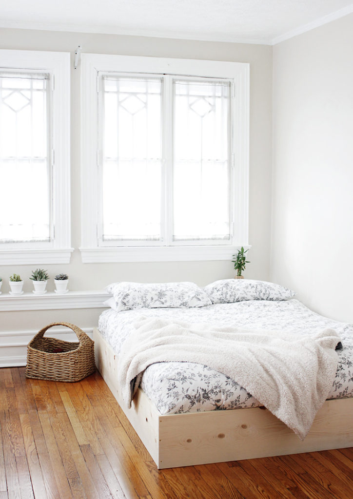 how-to-build-a-simple-and-inexpensive-diy-bed-frame-curbly