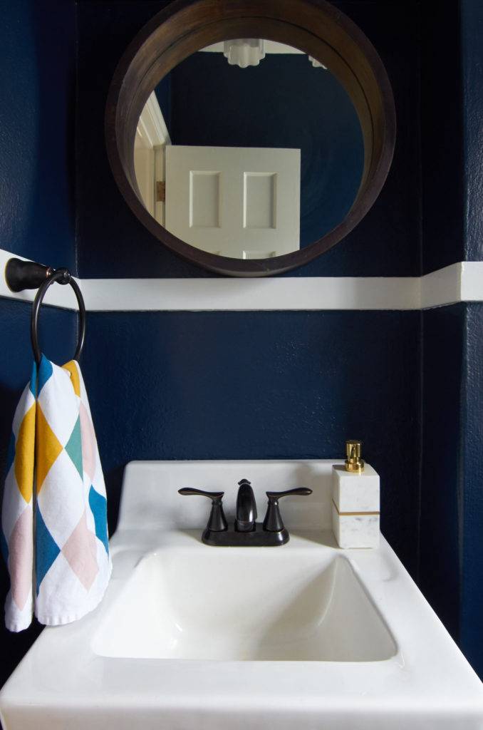 Go Big in Small Spaces: Why Dark and Bold is a Good Choice for a Tiny ...